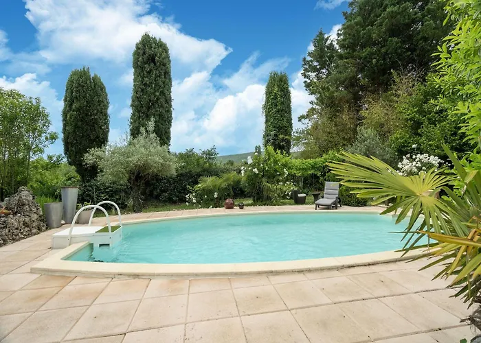 Majestic In With Hot Tub